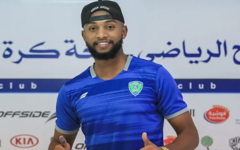 فهد الحربي نجم الاتحاد: سيرة اللاعب وتقدير ثروته الشخصية